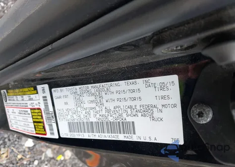 2015 Toyota Tacoma z USA, uszkodzony, nr VIN 5TFTX4CN8FX062155